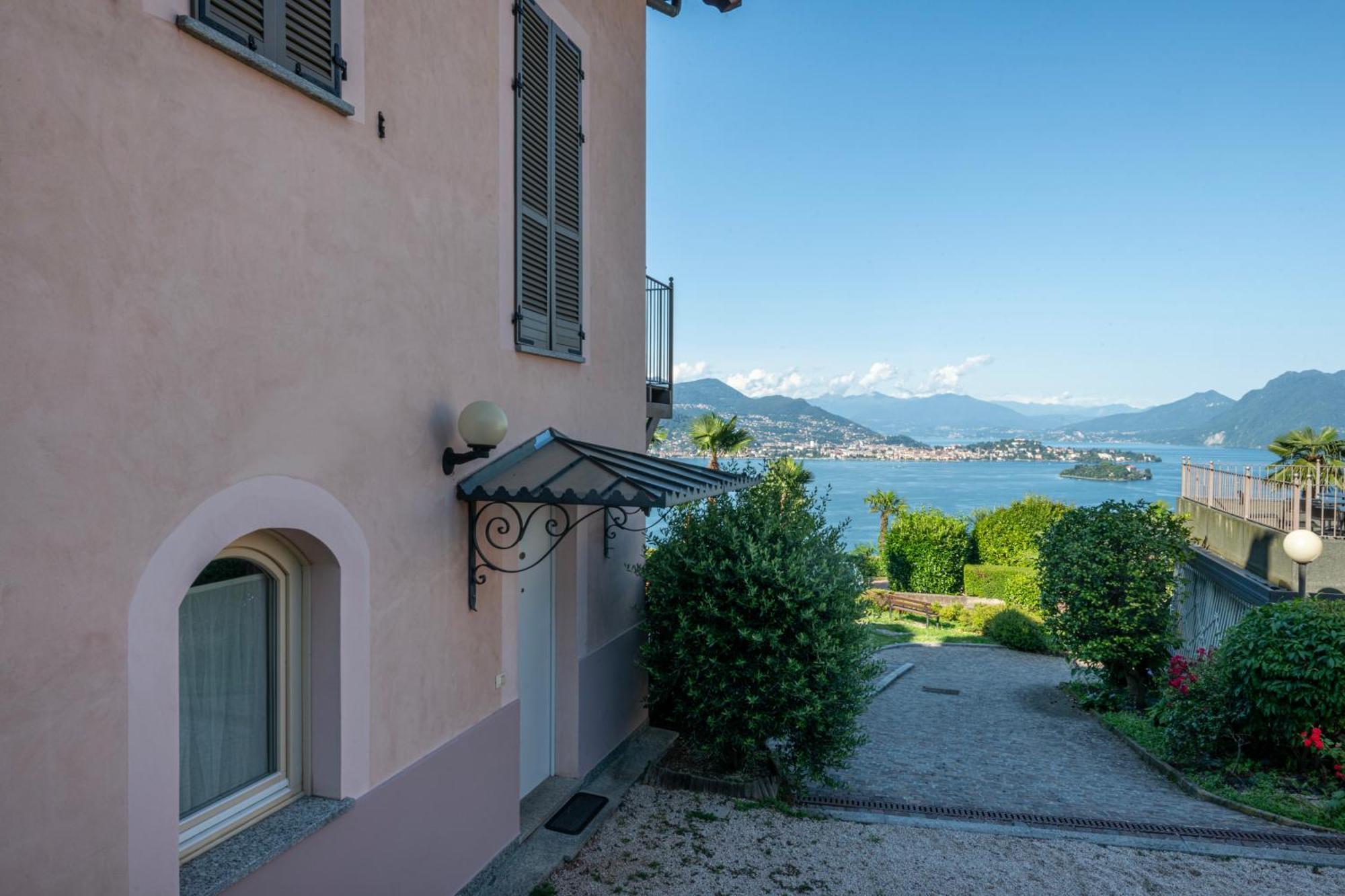 Rossana Apartment Lago Maggiore Baveno Extérieur photo