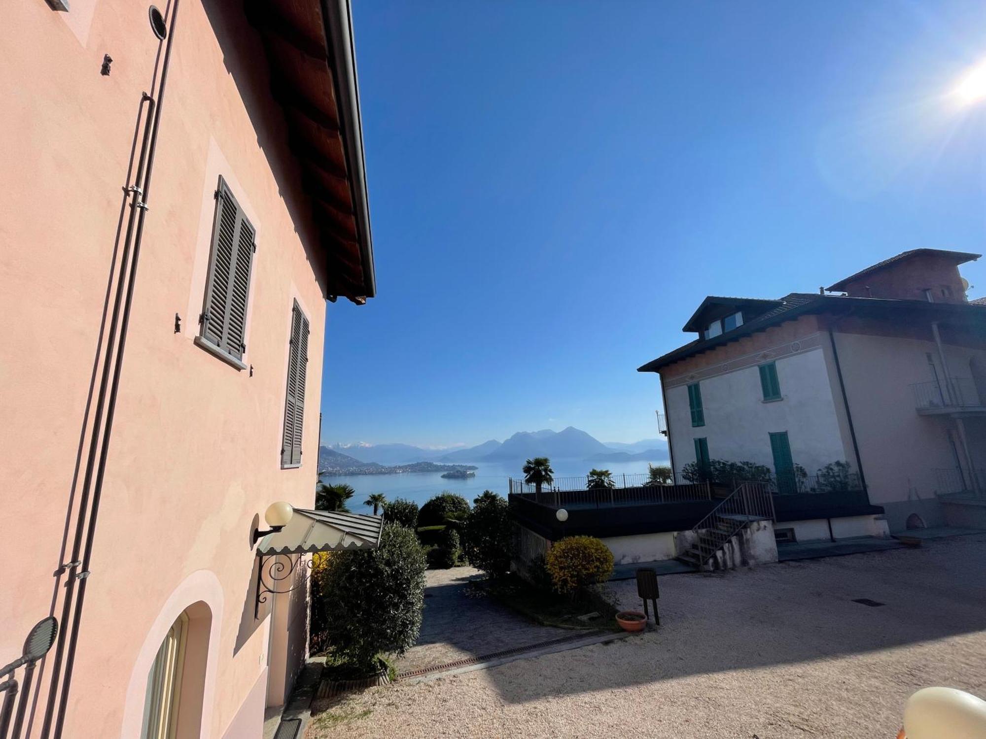 Rossana Apartment Lago Maggiore Baveno Extérieur photo