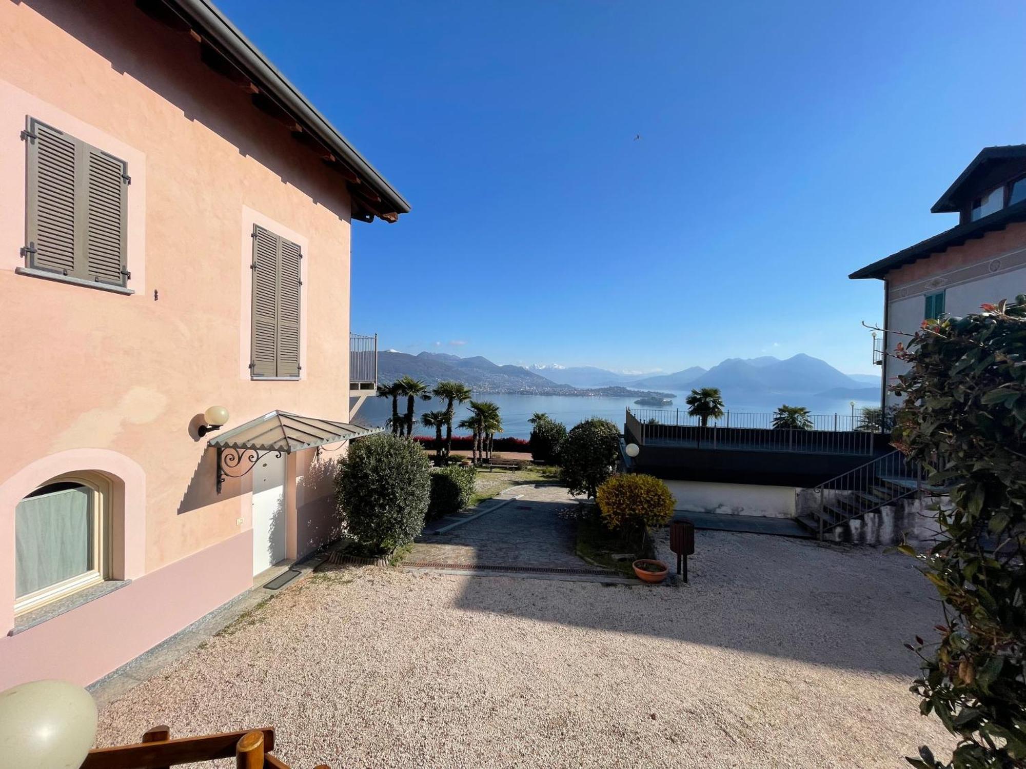 Rossana Apartment Lago Maggiore Baveno Extérieur photo