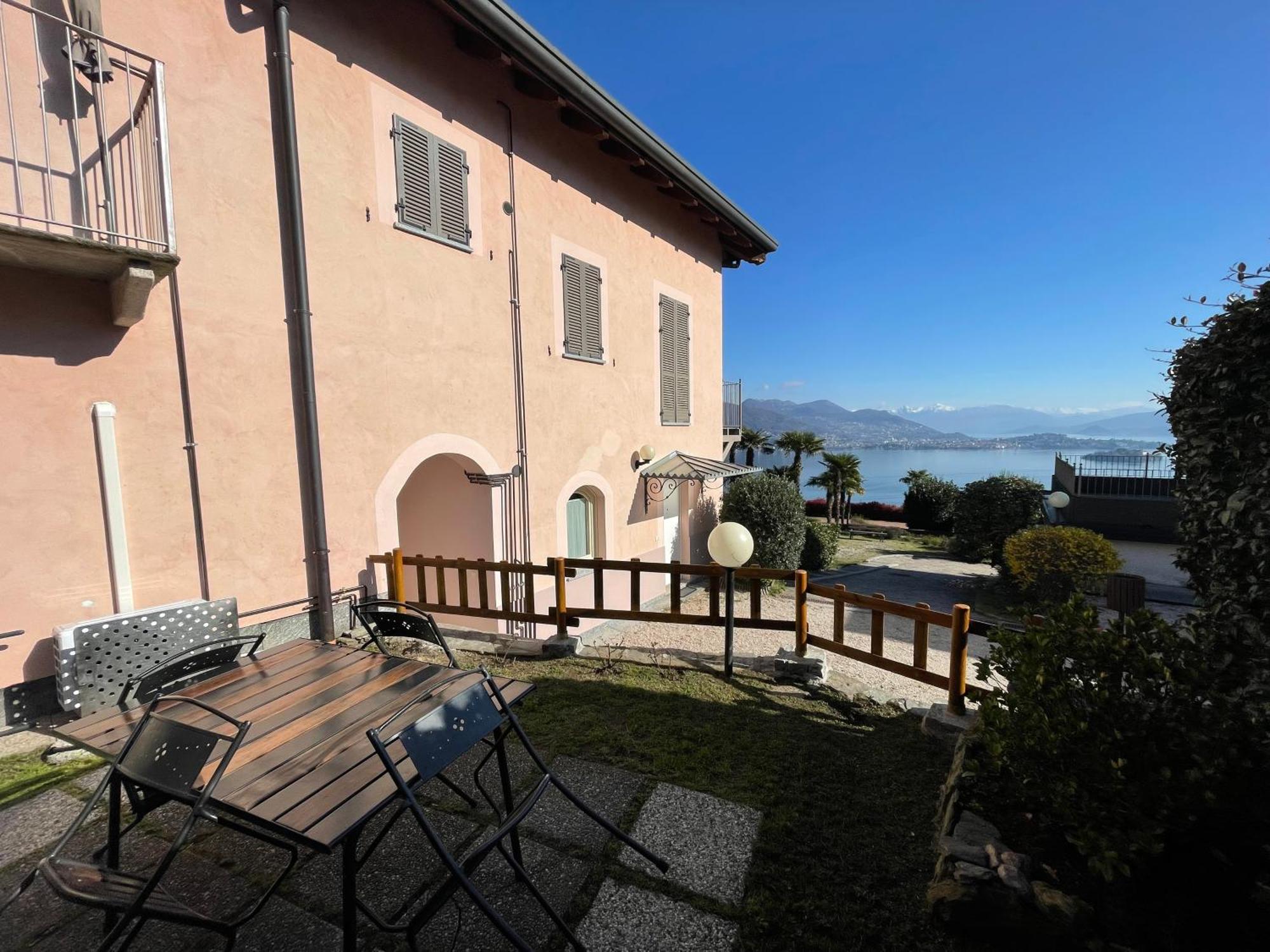 Rossana Apartment Lago Maggiore Baveno Extérieur photo
